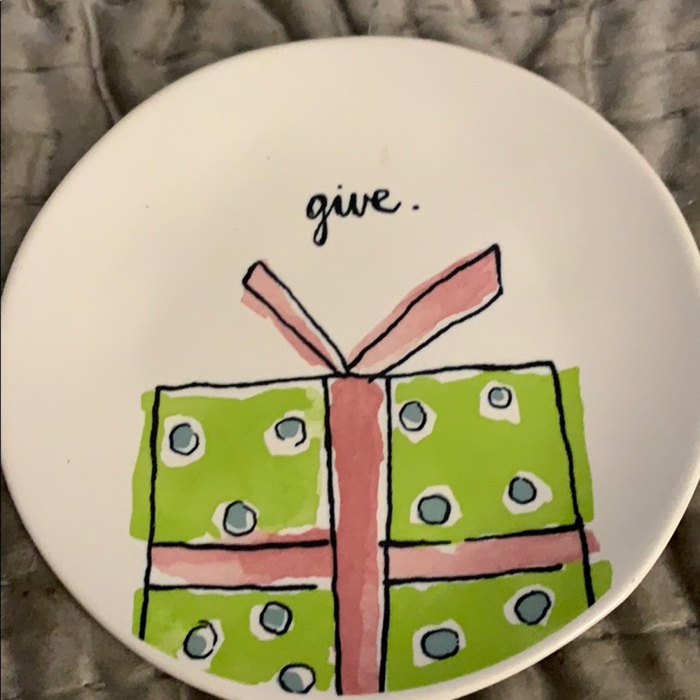 RAE DUNN APPETIZER DISHES - Picture 4 of 7